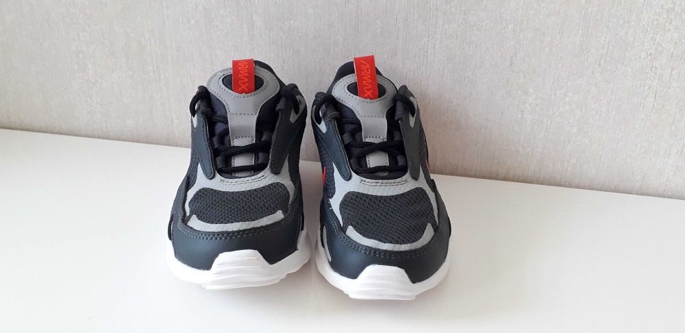 adidasi dame/copii Nike Air Max Bolt  nr 36 /ca noi/2022