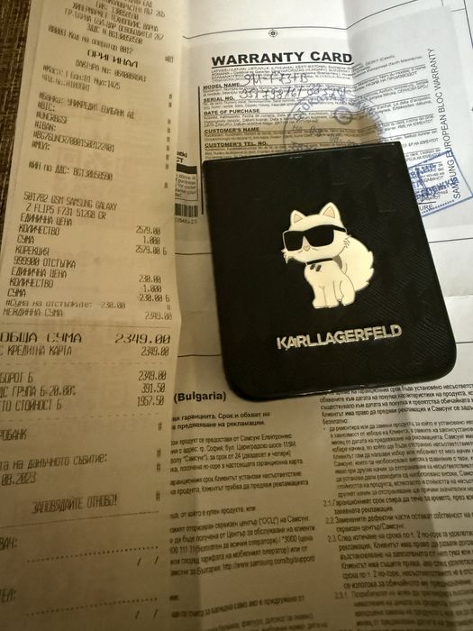Продавам Samsung Galaxy Z Flip 5 512GB 8 RAM като НОВ