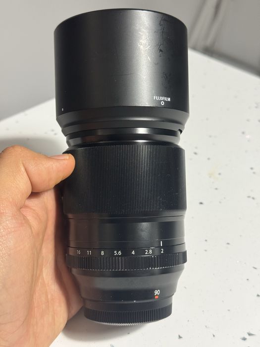 Fujifilm XF 90mm f/2 R LM WR