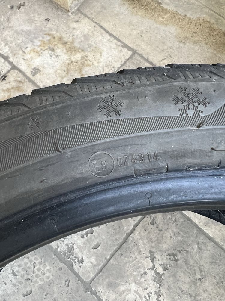 Anvelope 235 40 R18 Viatti BRINA