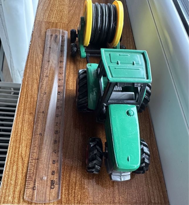 Macheta auto 1/32 tractor cu remorca