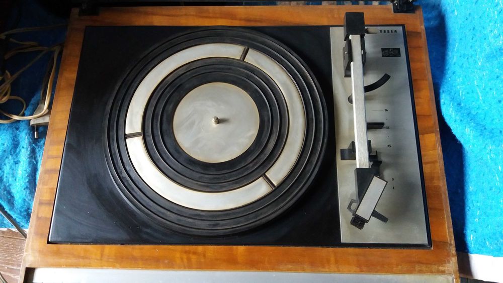 Pick-up Vintage Tesla Supraphon , Model NC 140