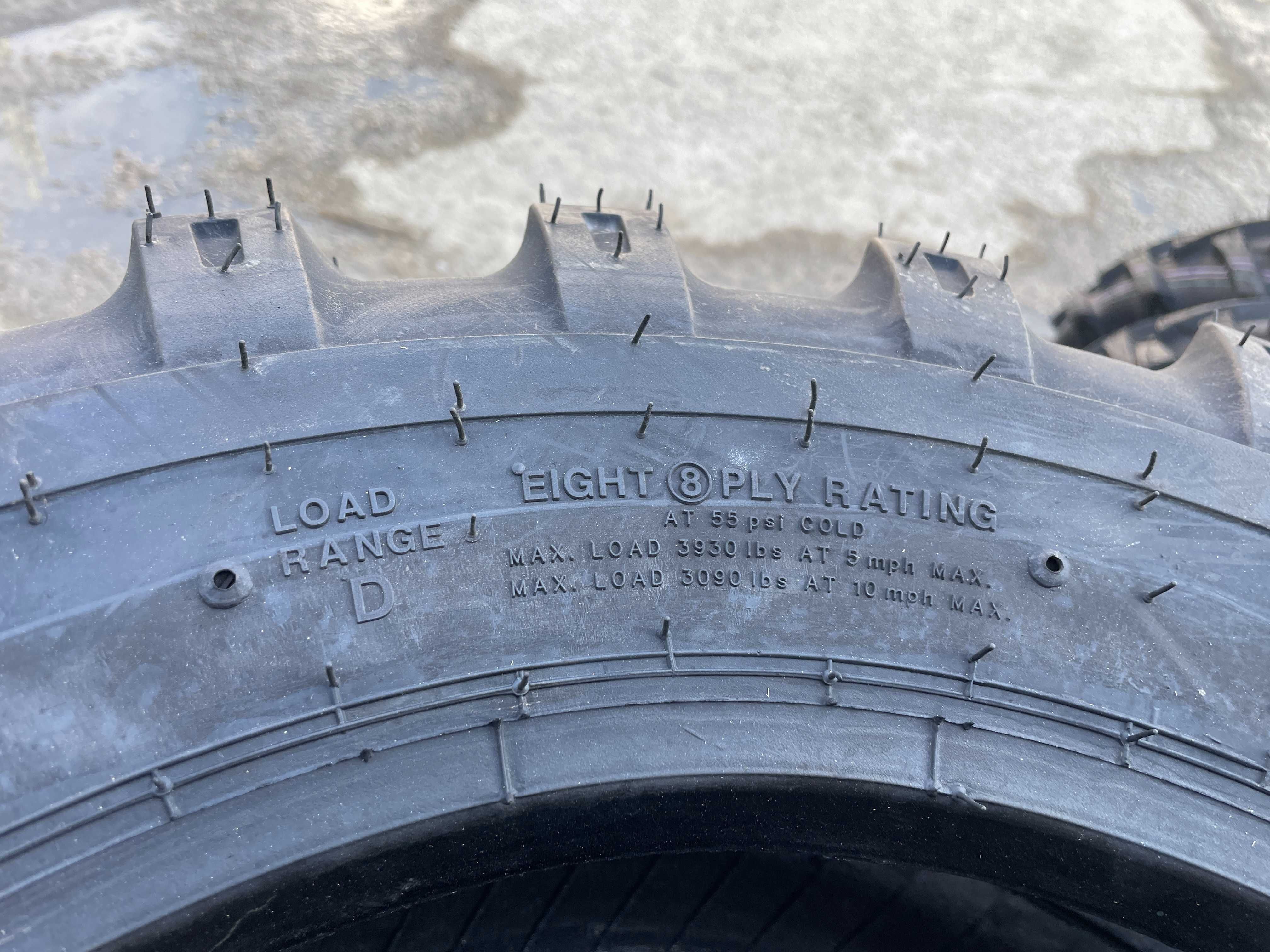 Anvelope industriale de bobcat cu garantie livrare 10-16.5 Cauciucuri