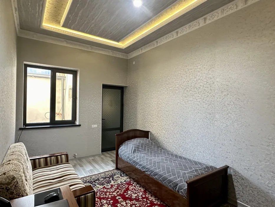 Продается участок в Юнусабадском районе