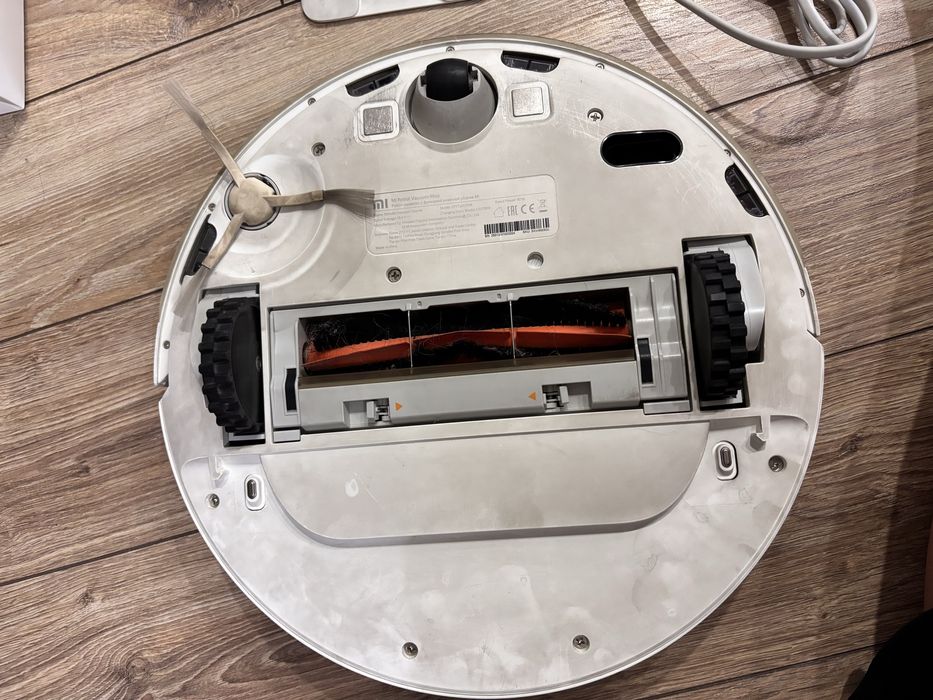 Робот-пылесос Xiaomi Mi Robot Vacuum-Mop White