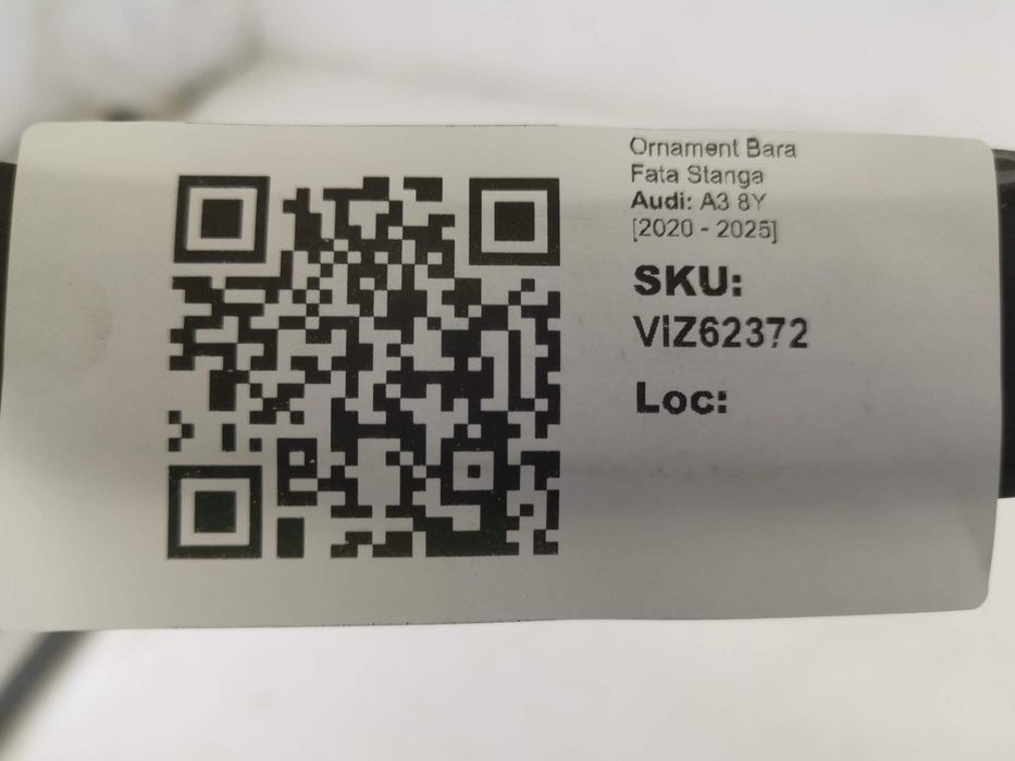 Декоративен Елемент Предна Броня Ляв Ауди А3 8Y [ - ] Оригинален В Доб