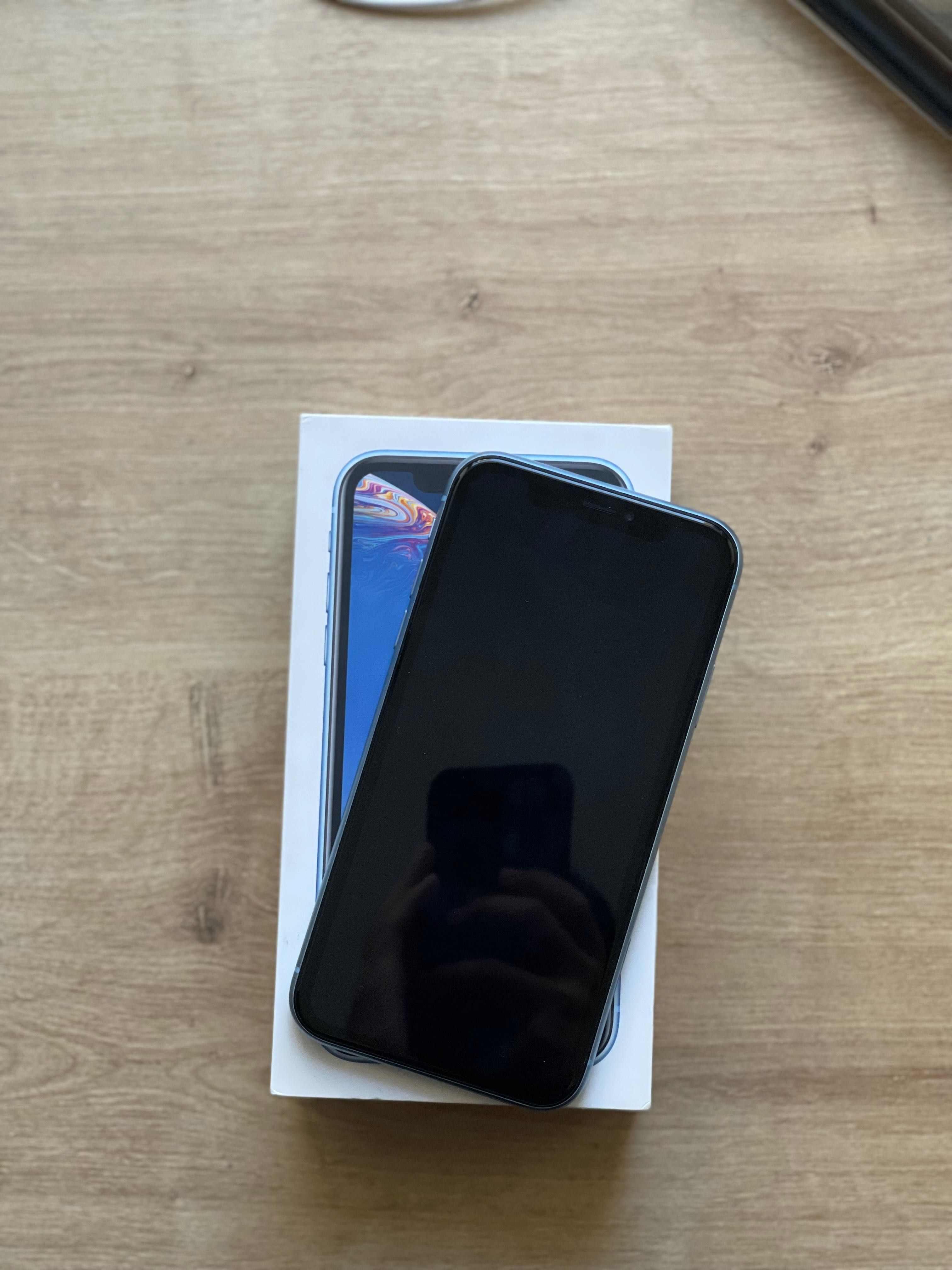 Iphone Xr 128 GB, AKB 100 8/10 СРОЧНОО