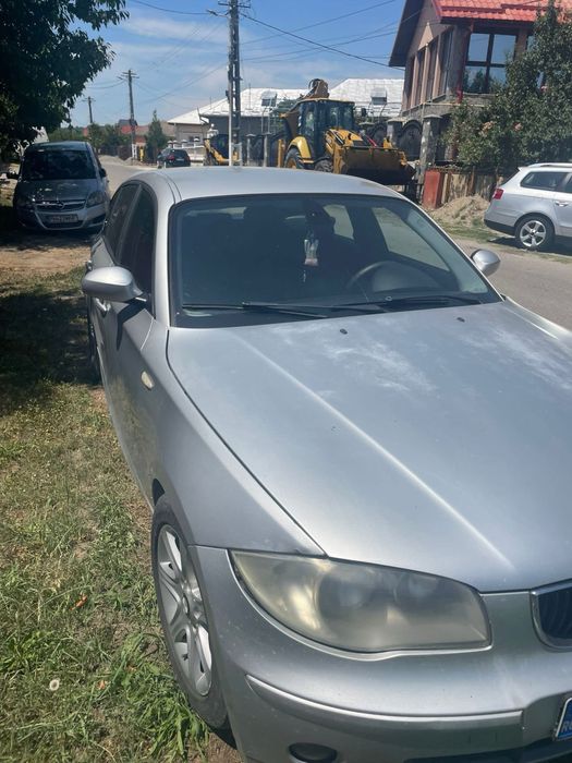 Vand bmw seria 1!