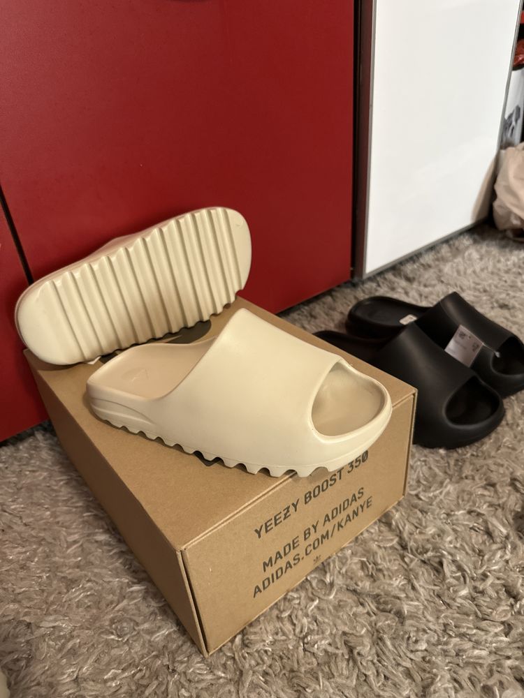 Adidas Yeezy Slide Bone 44x2 perechi