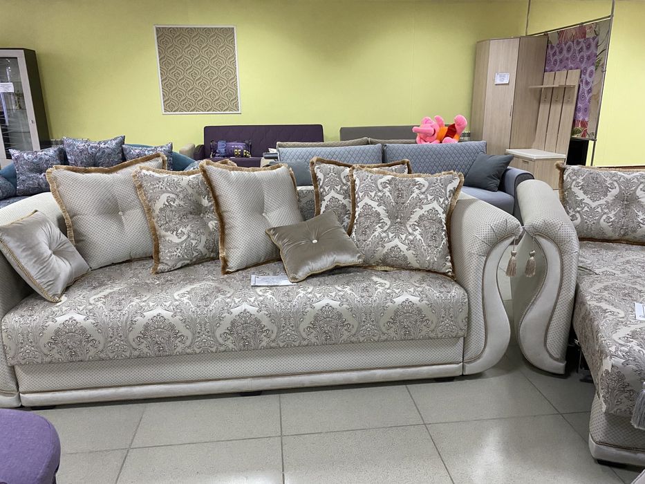 Продам диван отличного качества