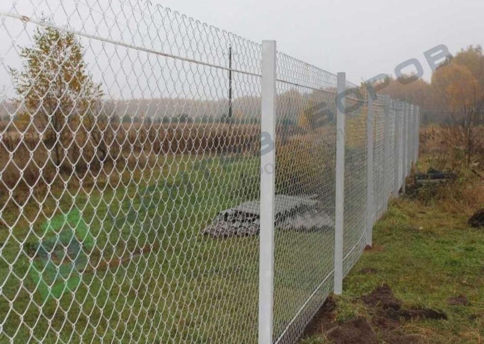 Realizăm Garduri din plasă bordurată