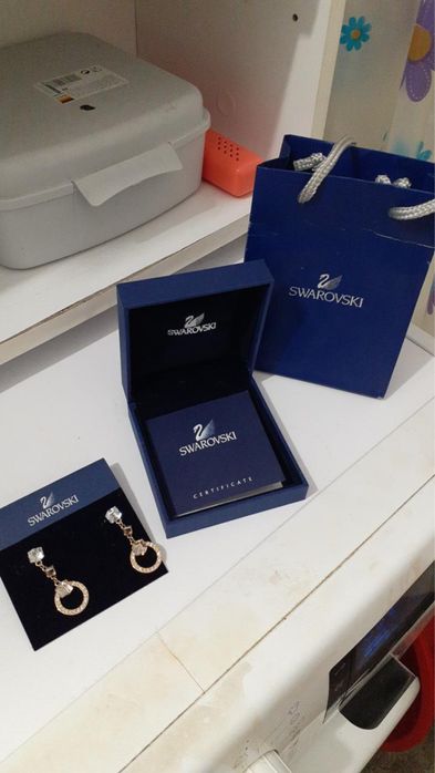 Cercei Swarovski originali - Noi în cutie