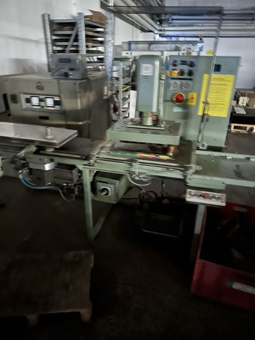 Vand masina/presa hidraulica cu masa de 30x50 cm