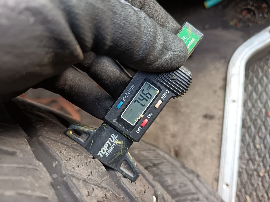 Anvelope MS iarna 235 65 16c continental 2023 7.4mm