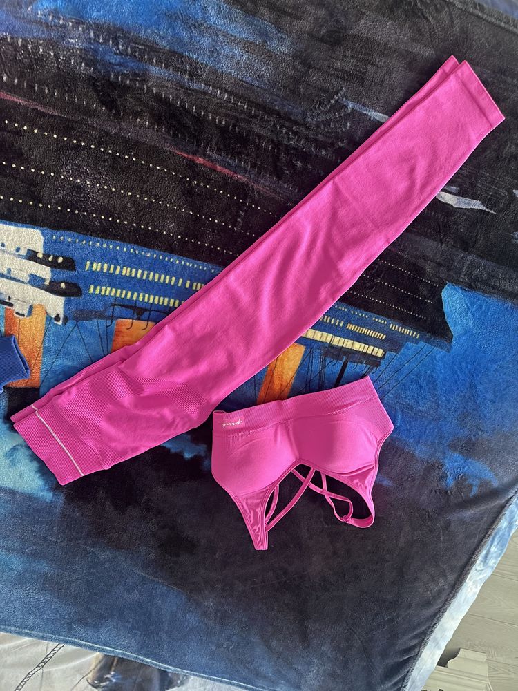Спортни костюми Victoria Secret, размер хс