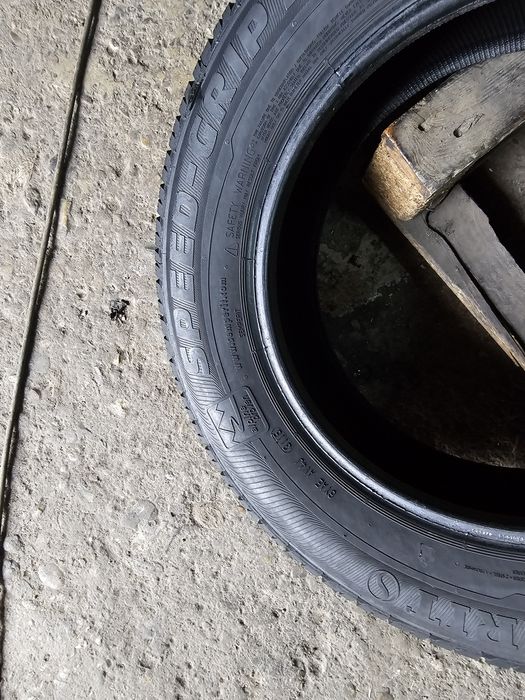 4 anvelope iarna 195 65 15 Semperit 6mm