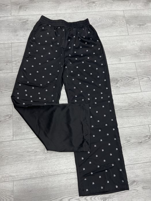 Сатенен панталон с камъни