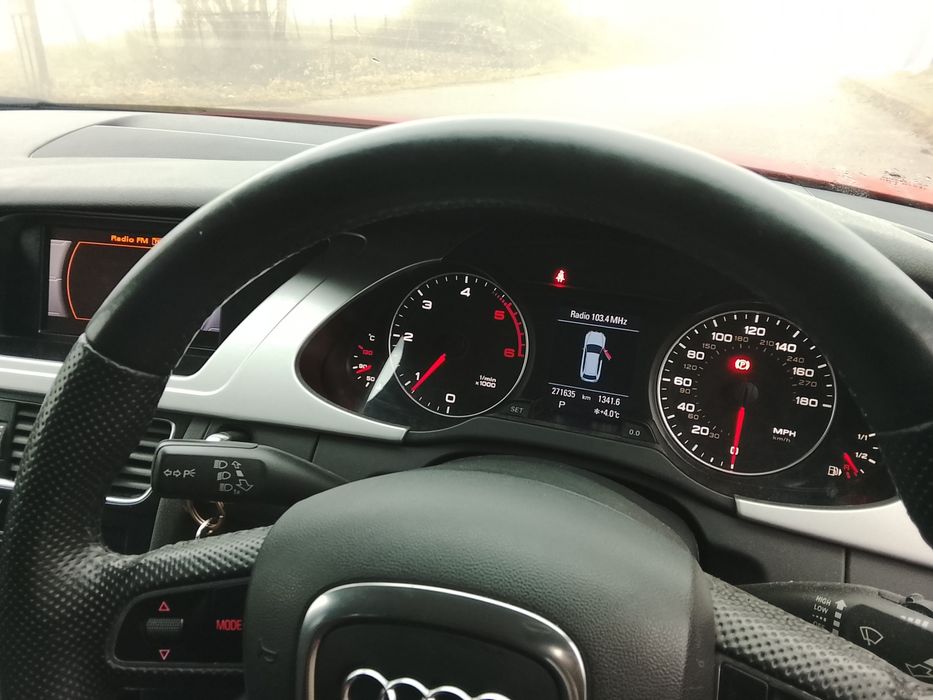 Volan s linie Audi A4 b8