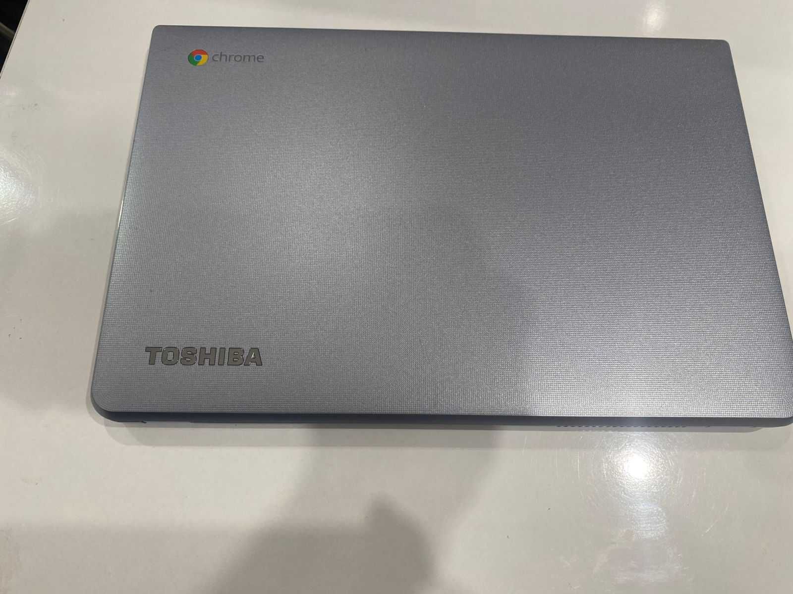 Chromebook Toshiba 13.3" CB35 C3300