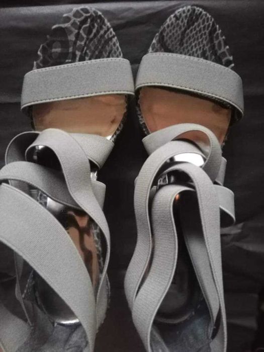 ПРОМОЦИЯ 20ЛВ. Сандали с висок ток