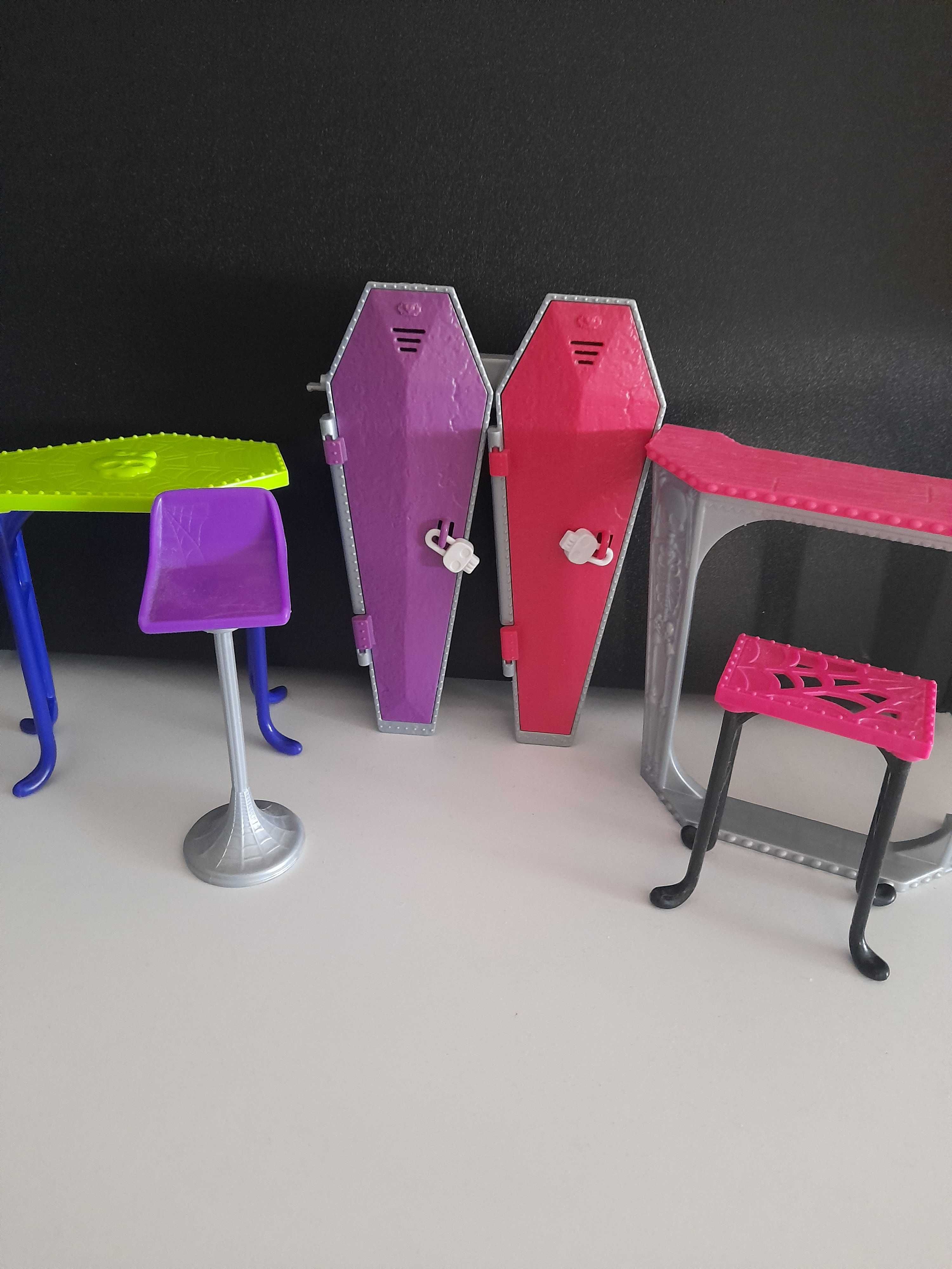 Лот монстър хай months monster high