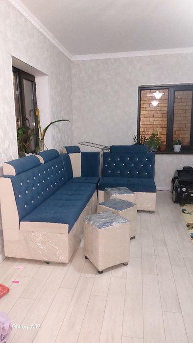 Продаю диван новый