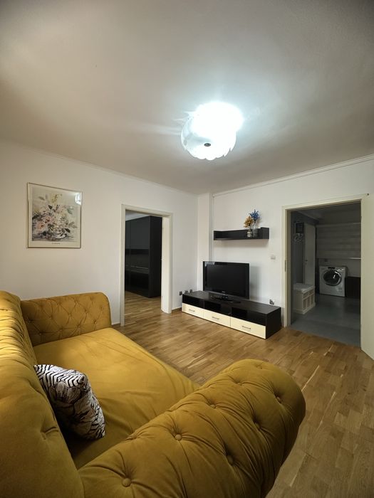 Vand sau inchiriez casa lipovei