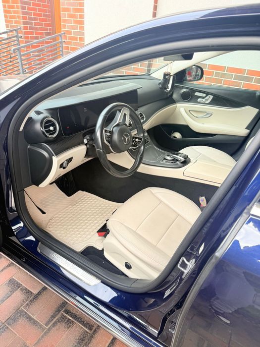 Mercedes-Benz E class 220d 9G Tronic