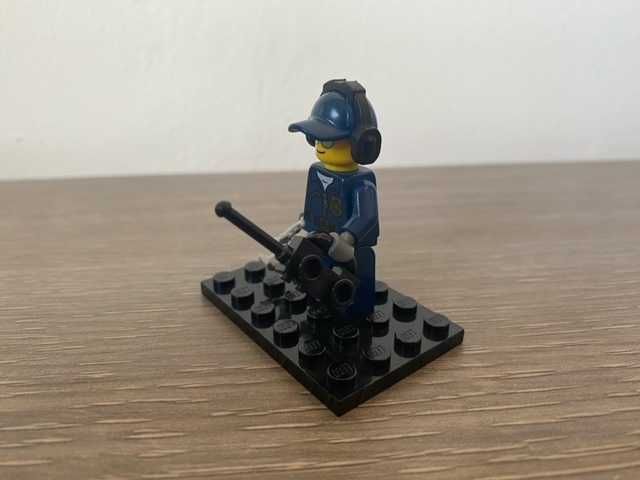 Minifigurina Lego Rara Policeman