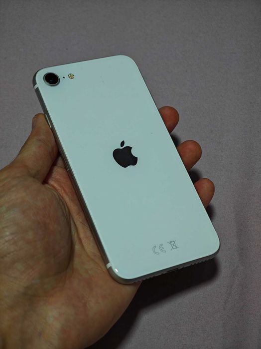 IPhone SE 2020 impecabil, 64gb 94%bat, orice rețea