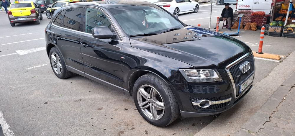 Vând Audi Q5 Sline
