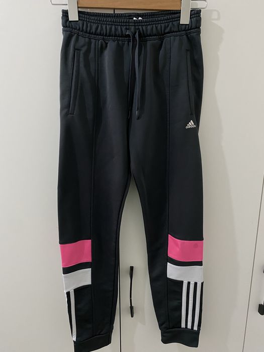 Дамски Екип Adidas XS