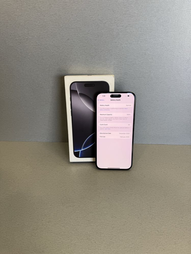 Продавам отличен iPhone 16 PRO MAX