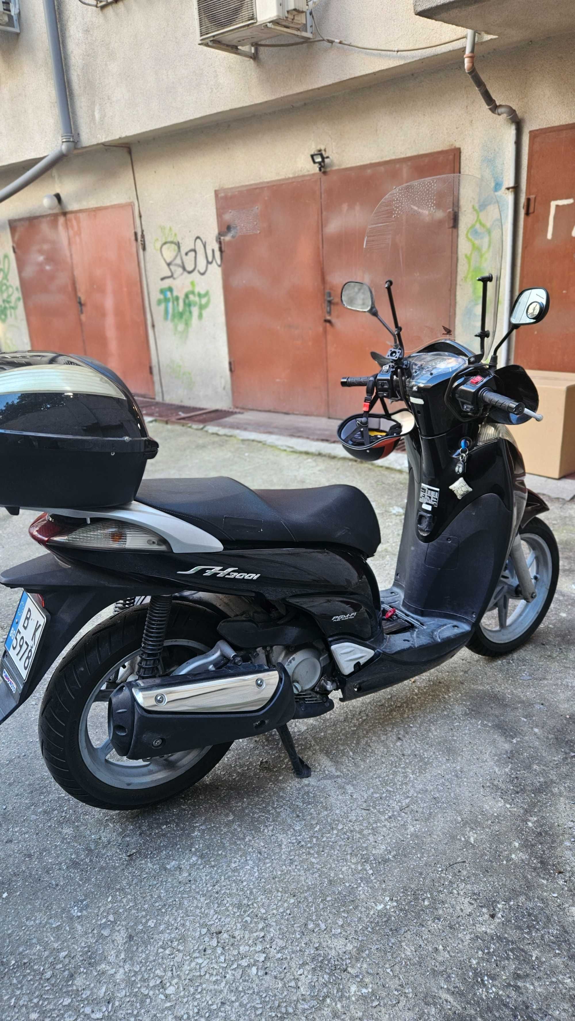 Скутер Honda SH 300i