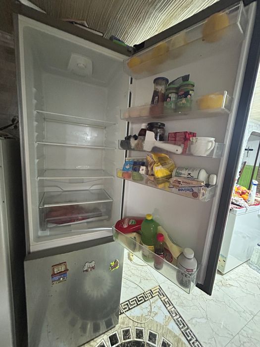 Frigider în stare buna