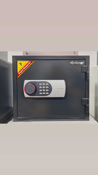 Сейф Seyf Diplomat . Made in Korea. Имеется доставка
