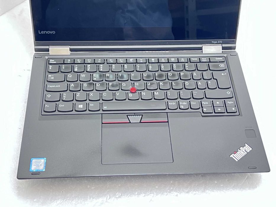 Lenovo ThinkPad Yoga 370 i5-7300U 8GB 260GB / С гаранция