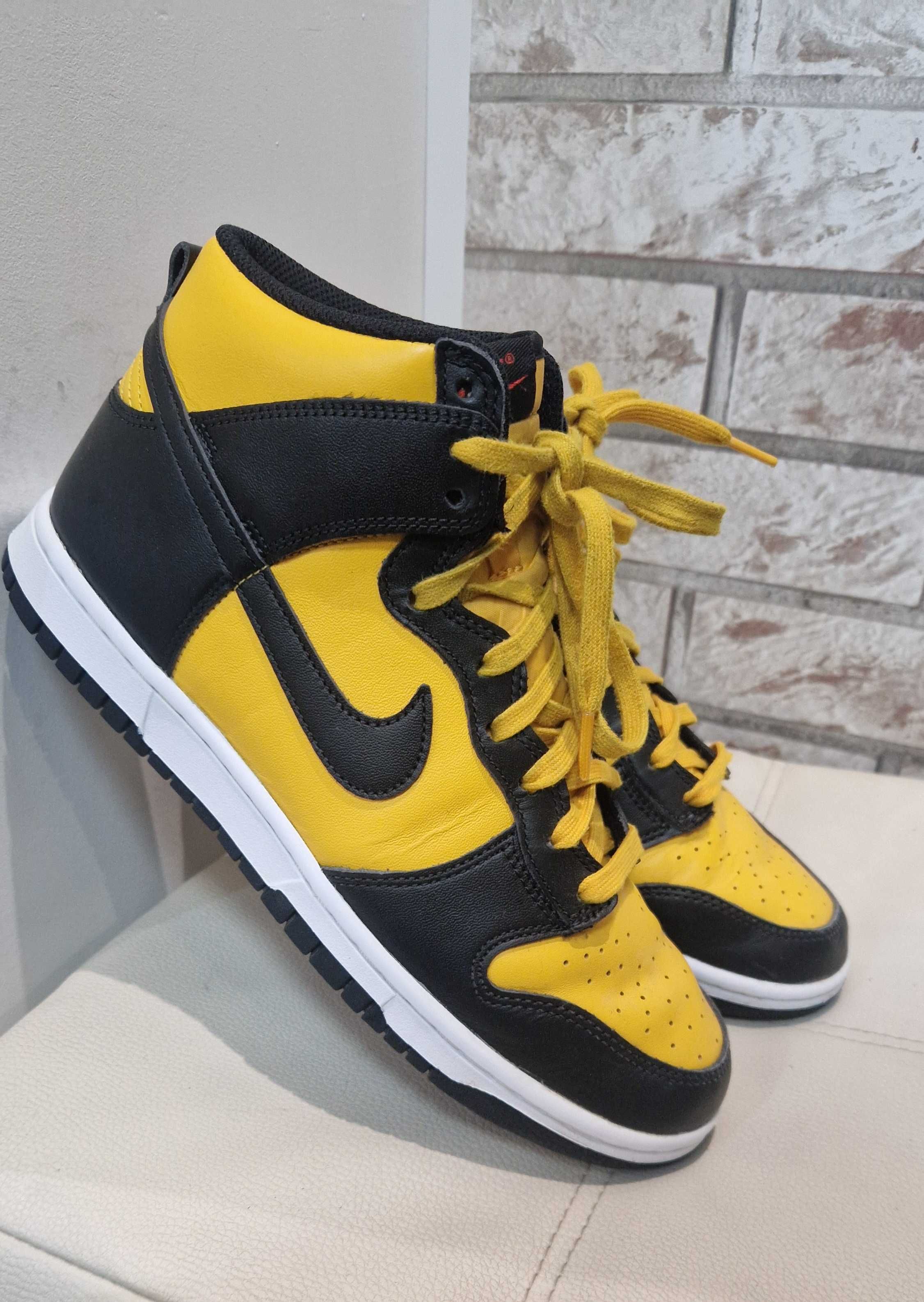 Оригинални мъжки маратонки- Nike Dunk