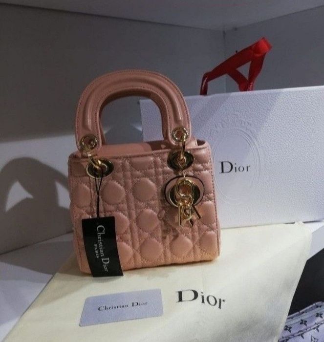 Genti mini model Lady, diverse nuanțe, accesorii metalice, saculet