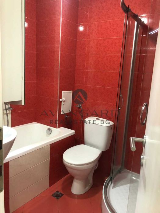 Продава се Тристаен апартамент в Пловдив, Кючук Париж - 110 кв.м за 1632 €/кв.м - Снимка #11