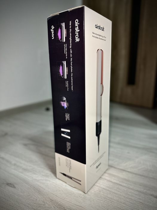 Placa de Par Dyson Airstrait HT01 noua. Ideal cadou
