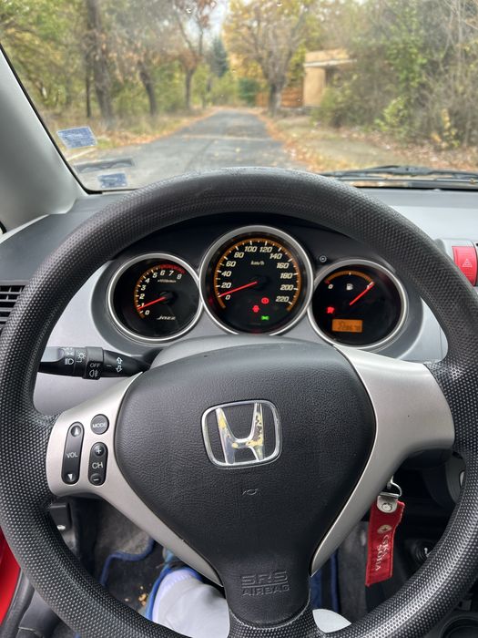 Honda Jazz лек автомобил