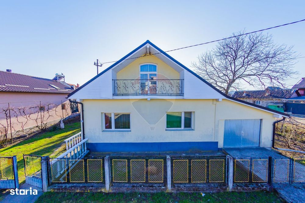 DE VANZARE Oportunitate rară proprietate cu 2 case zona Ulmeni