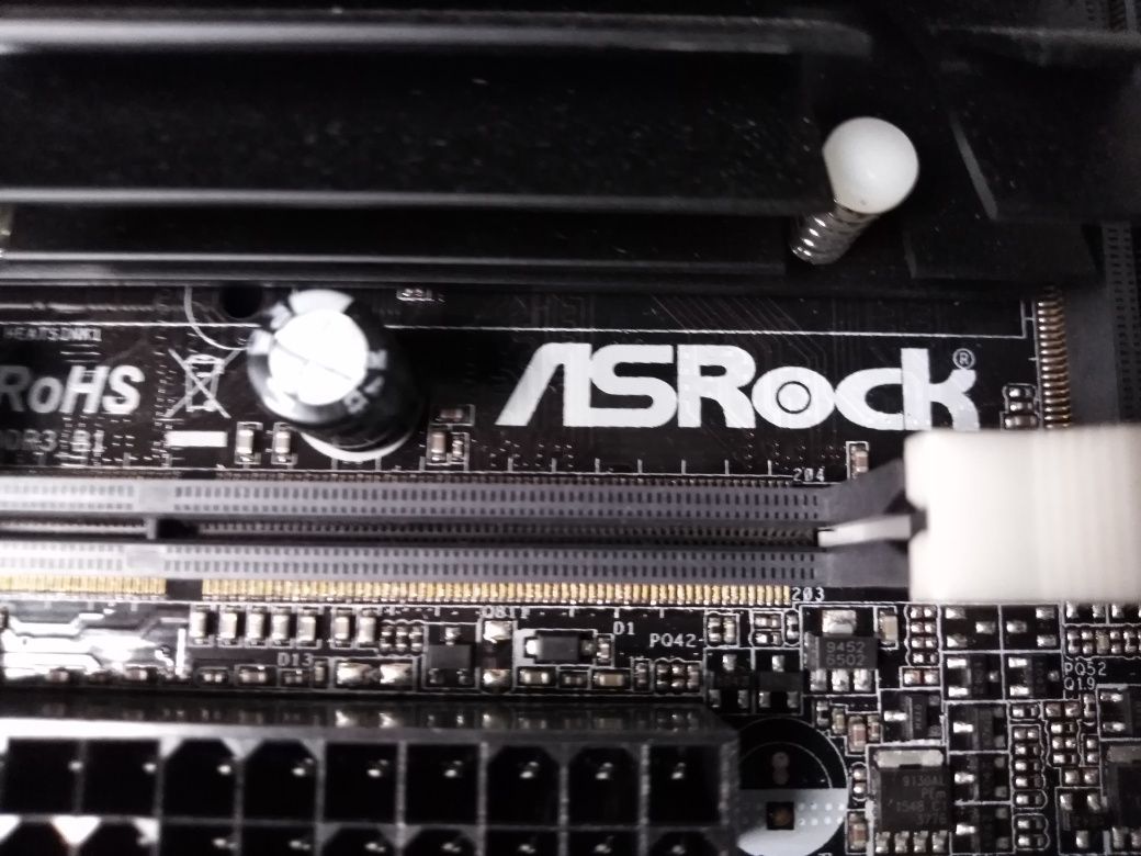 Дънна платка ASRock Q1900B-ITX