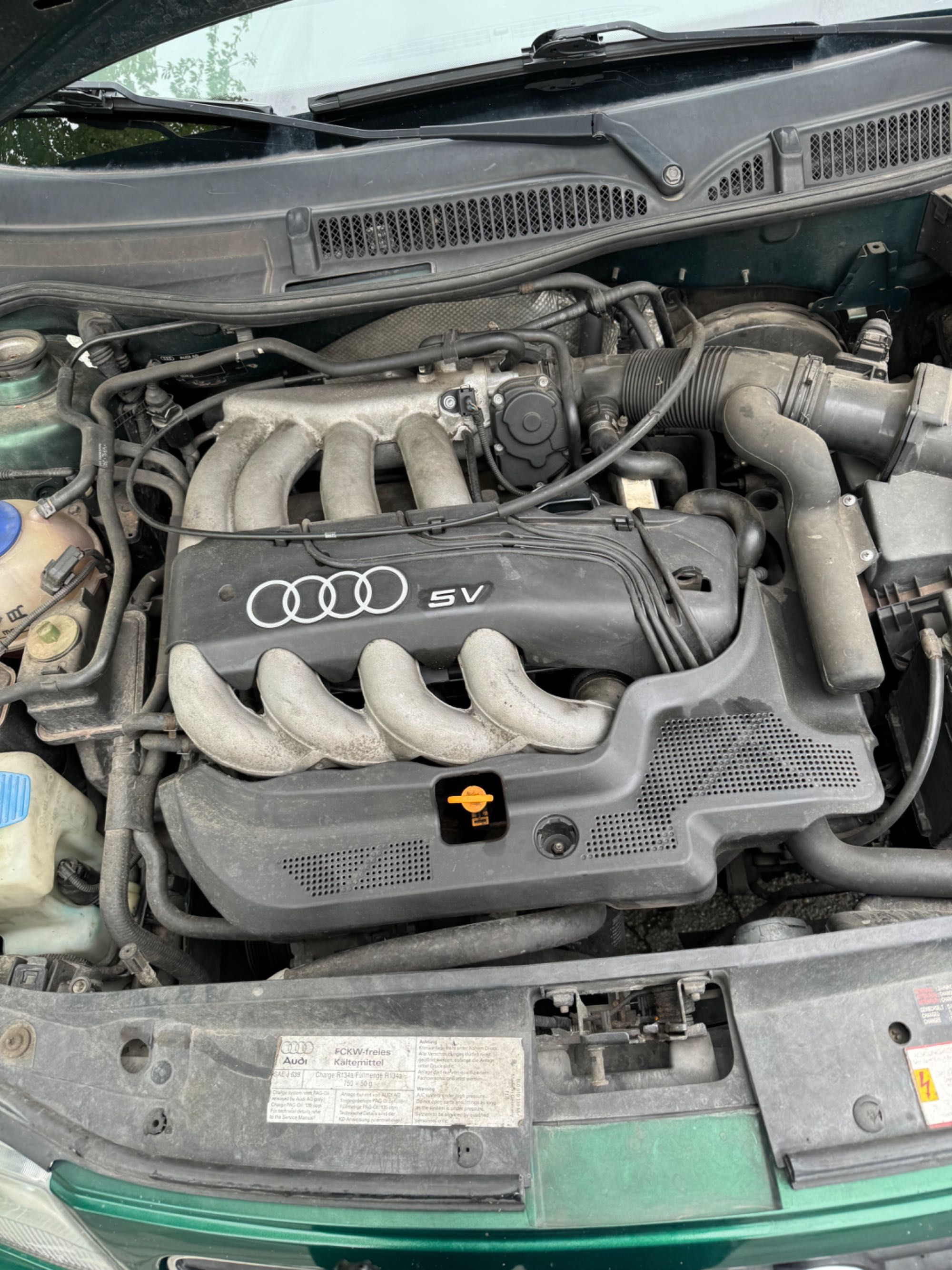 Audi a3 1.8 запазена