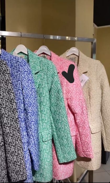 Новый розовый костюм