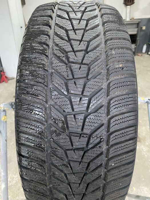 1x Anvelopa iarna 225 45 18 Hankook
