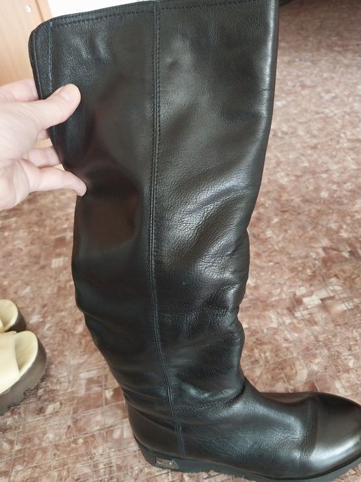 Продам сапоги зимние, натуралка