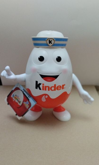 Большая фигурка яйцо Kinder