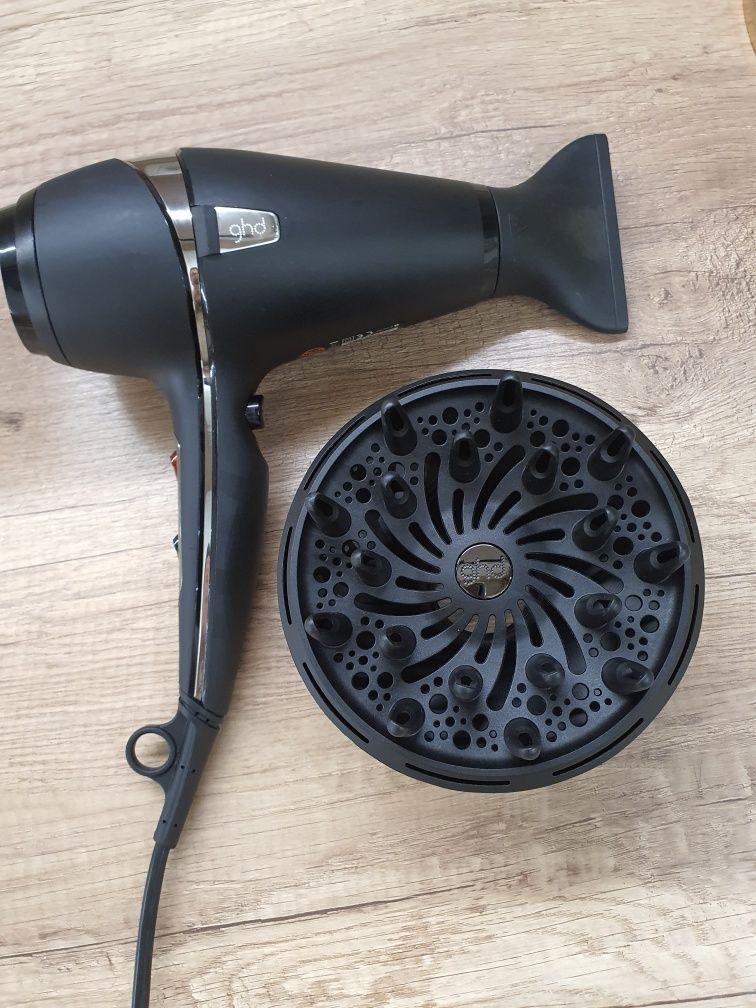 Професионален сешоар GHD